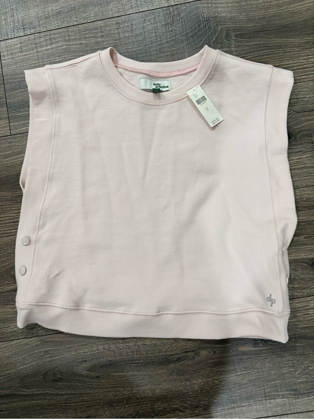 NWT Daily practice women’s sleeveless pullover - size small - color mauve